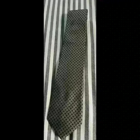 Vintage Yves Saint Laurent Necktie - Elegant Patterned Silk Tie